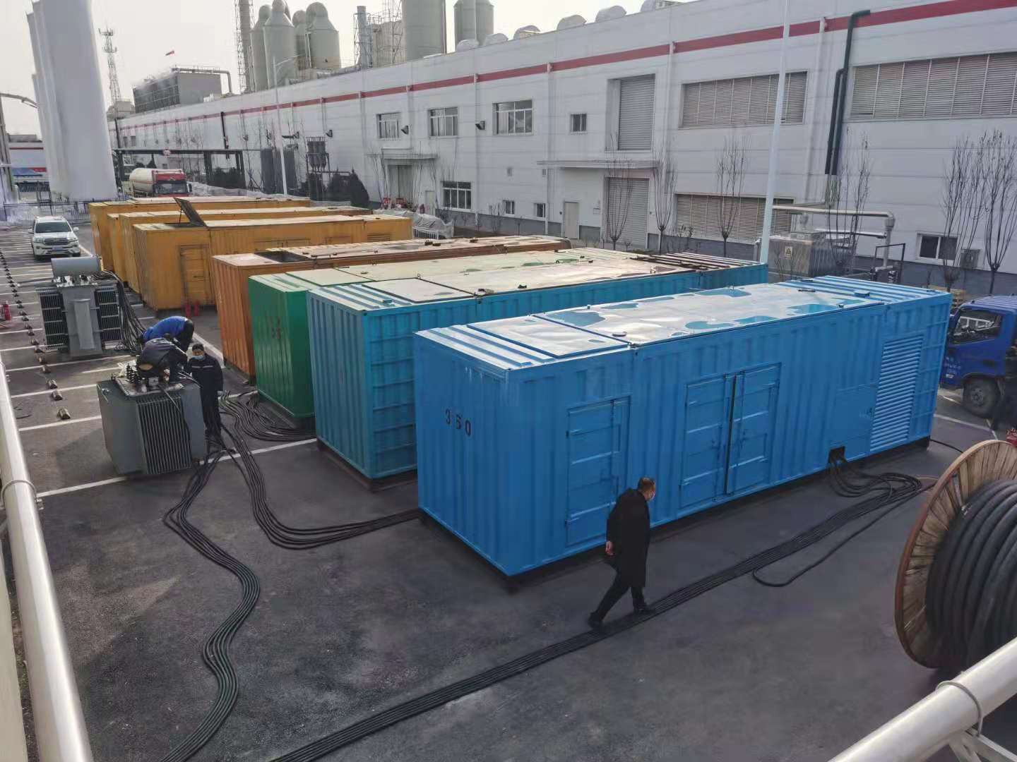 浠水发电机出租-两相发电机与三相发电机有何区别?