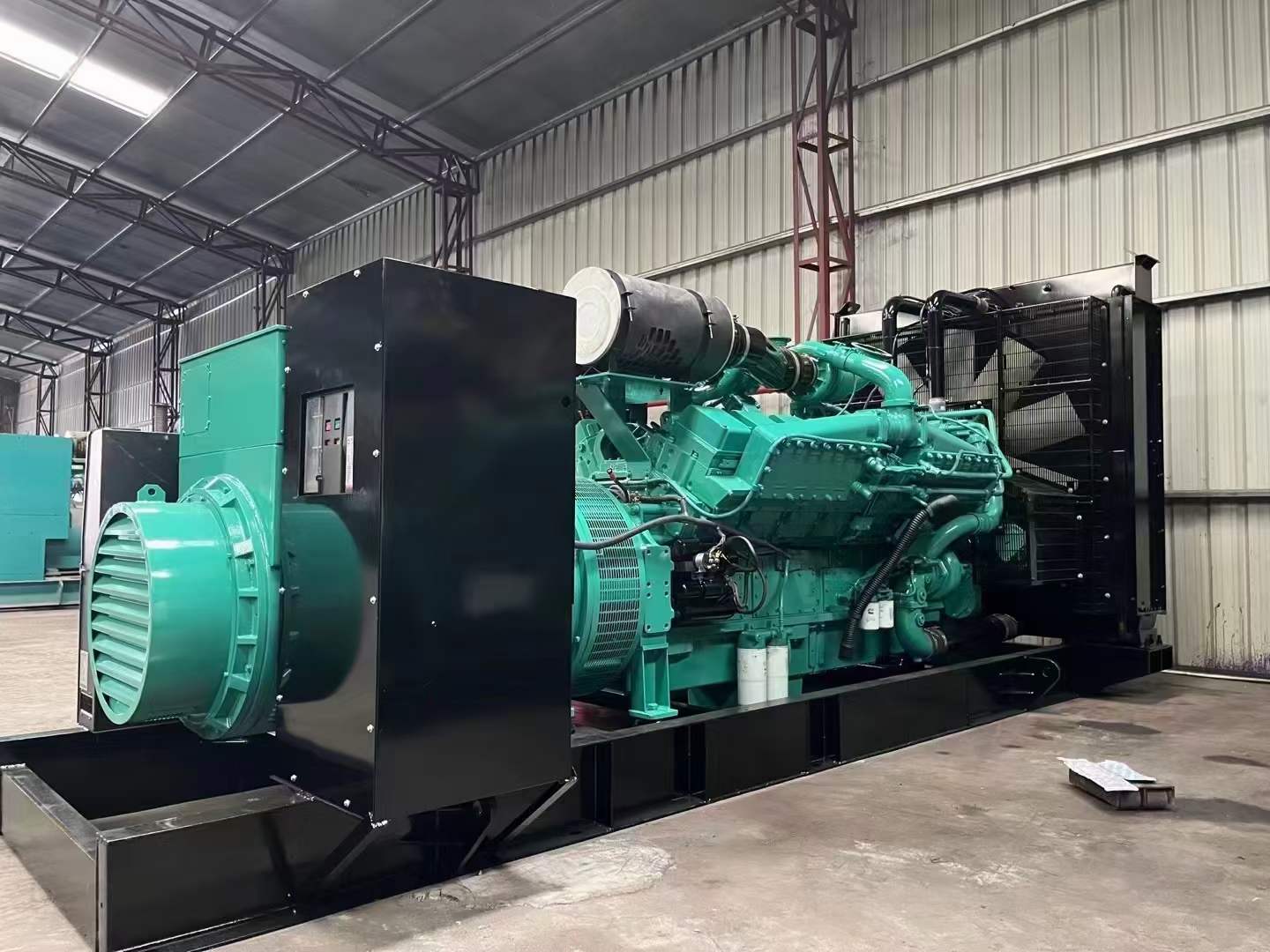 浠水如何降低 800kW 柴油发电机输出电流的波动？